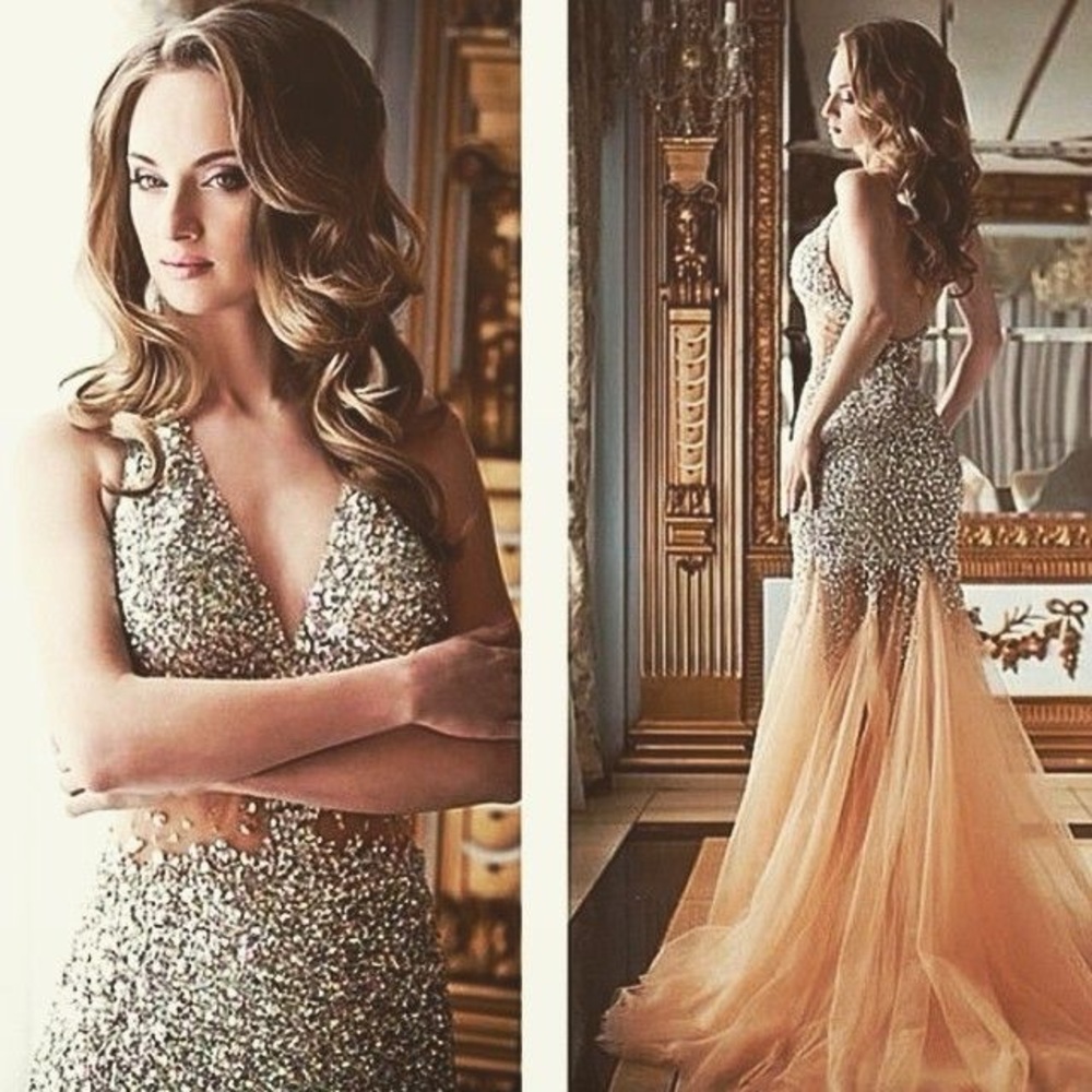 FLASH SALE ! NUDE MERMAID DRESS -PERFECT CONDITION